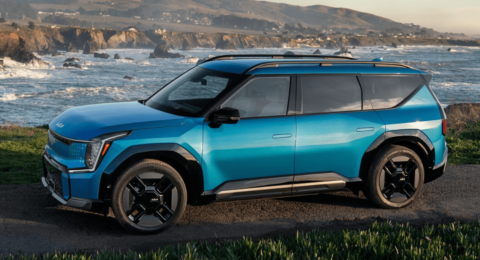 2025 Kia Carens